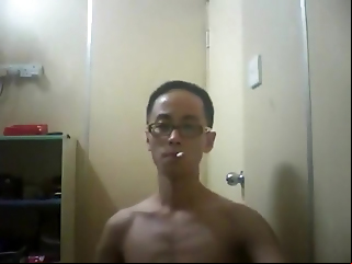 Skinny Asian Yo-yo Masturbates
